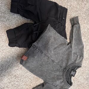 Little bipsy Black Cargo Joggers with Gray Washed Sweatshirt
